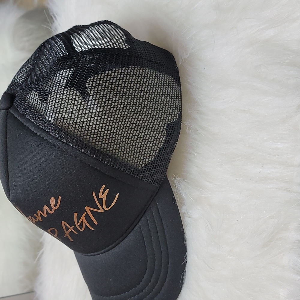 Express Black Hat - Picture 2 of 6